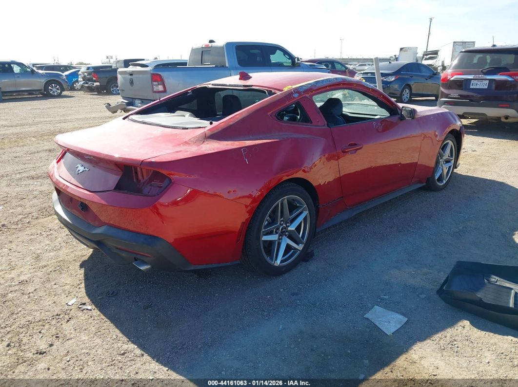 Ford Mustang 2024
