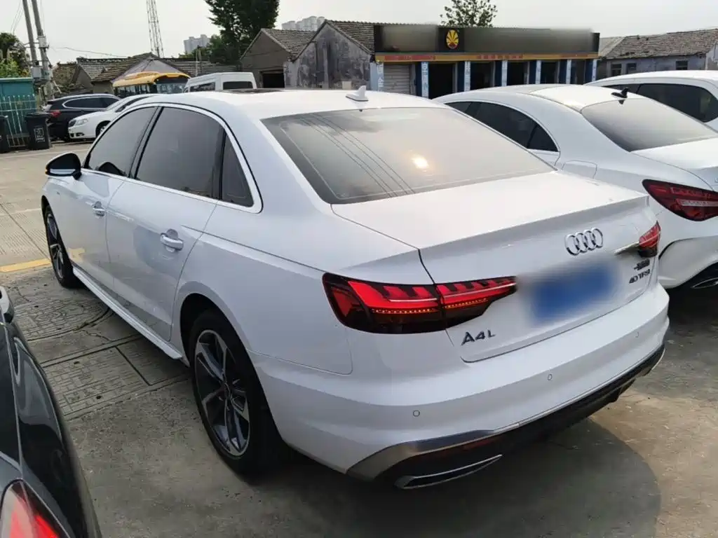 Audi A4 2022