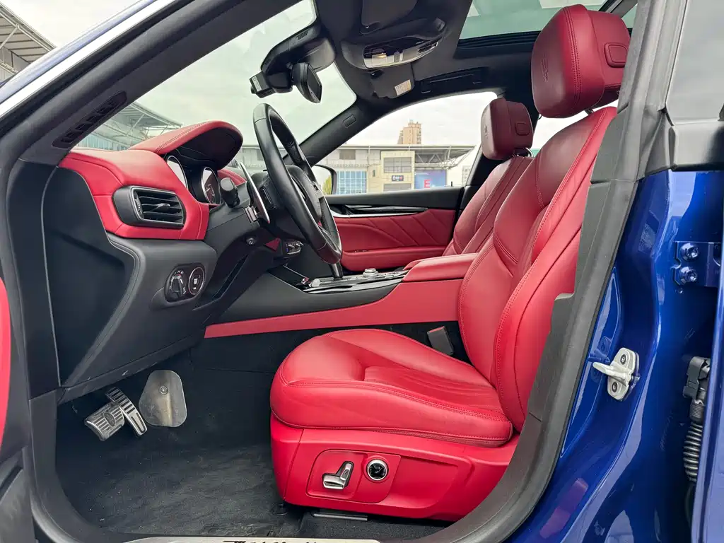 Maserati Levante 2022