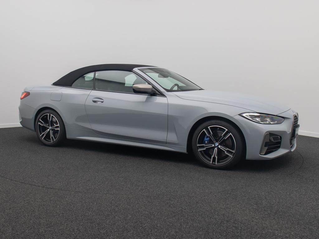 BMW M440 2023