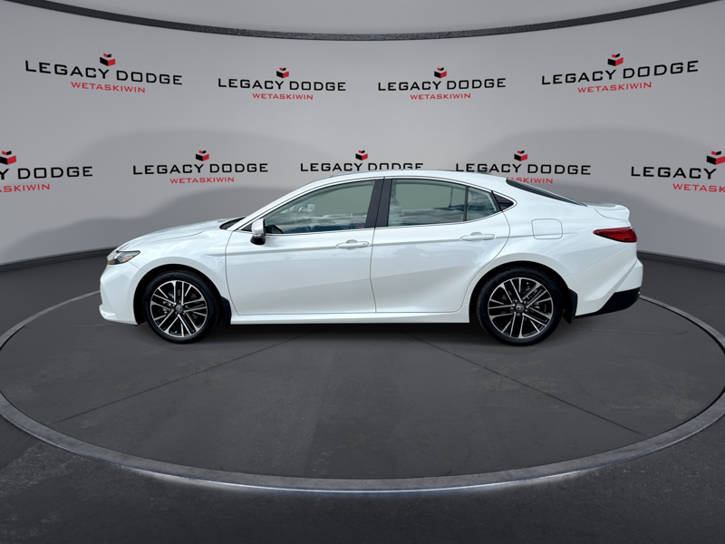 Toyota Camry 2025