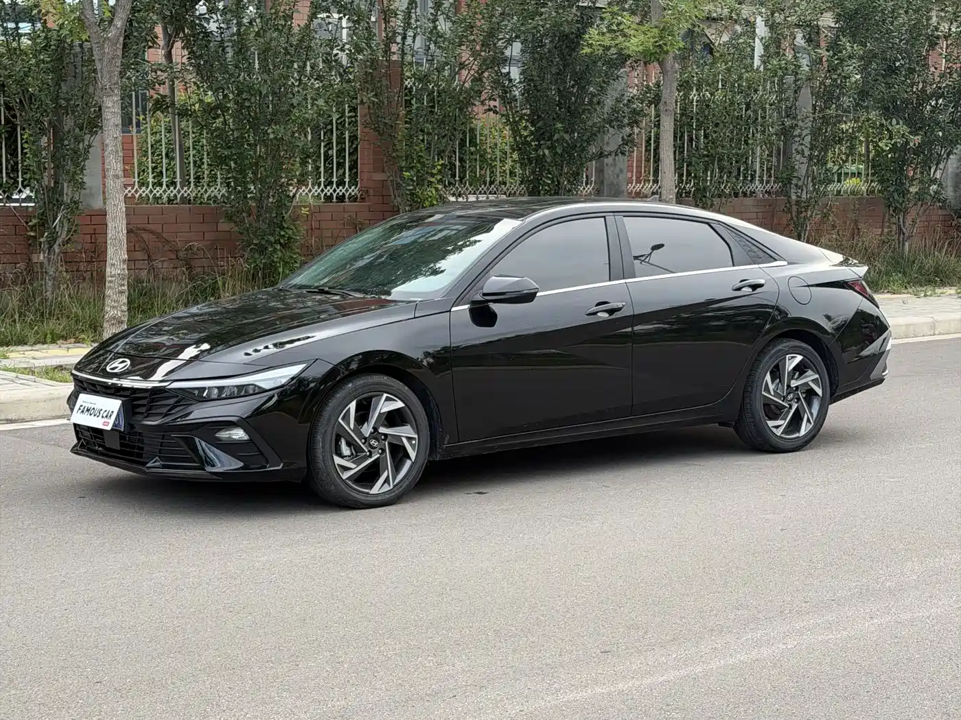 Hyundai Elantra 2025