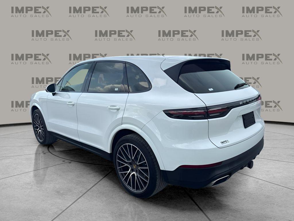 Porsche Cayenne 2023