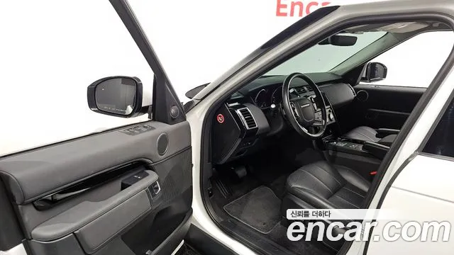 Land Rover Discovery 2020