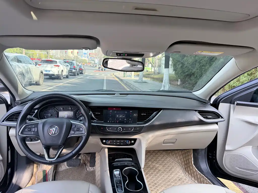 Buick Regal 2021