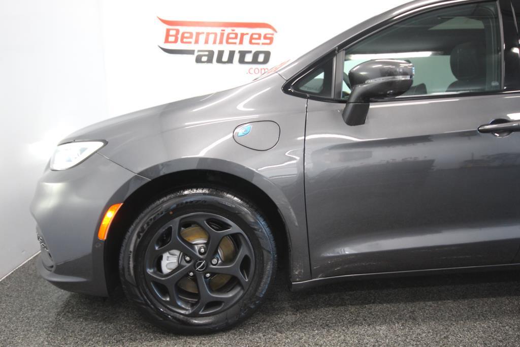 Chrysler Pacifica 2022