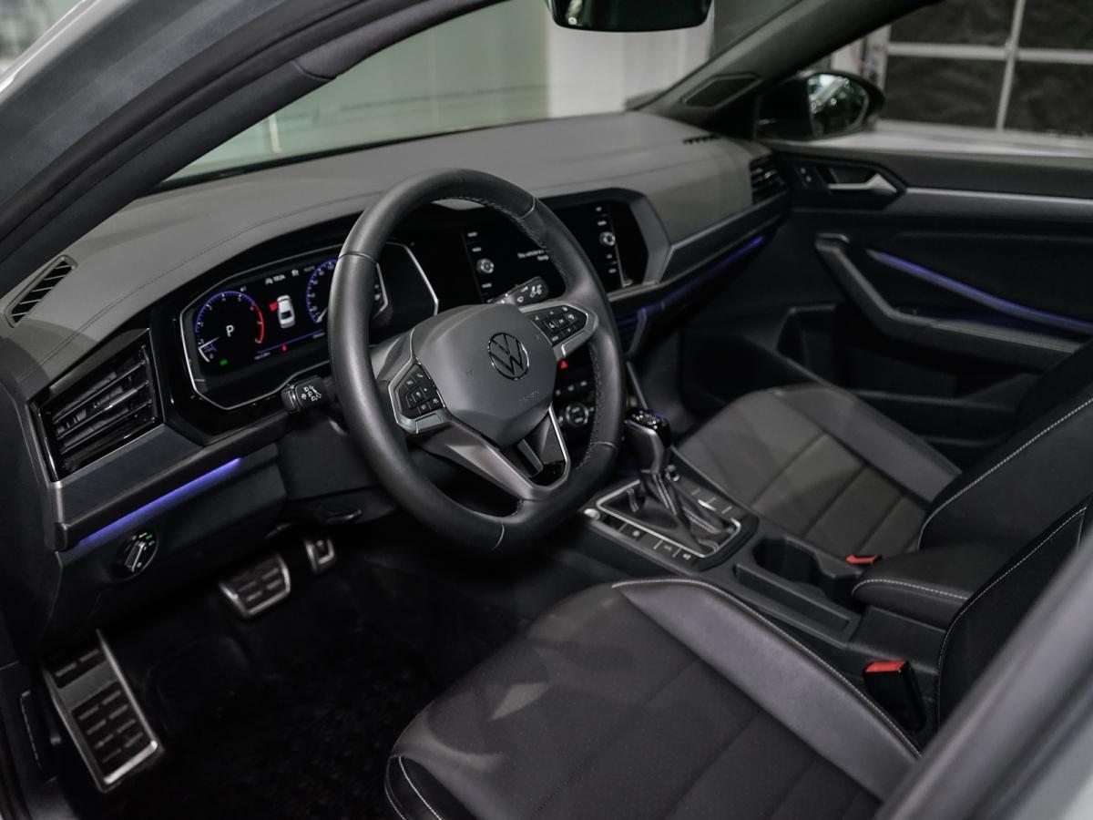 Volkswagen Jetta 2024