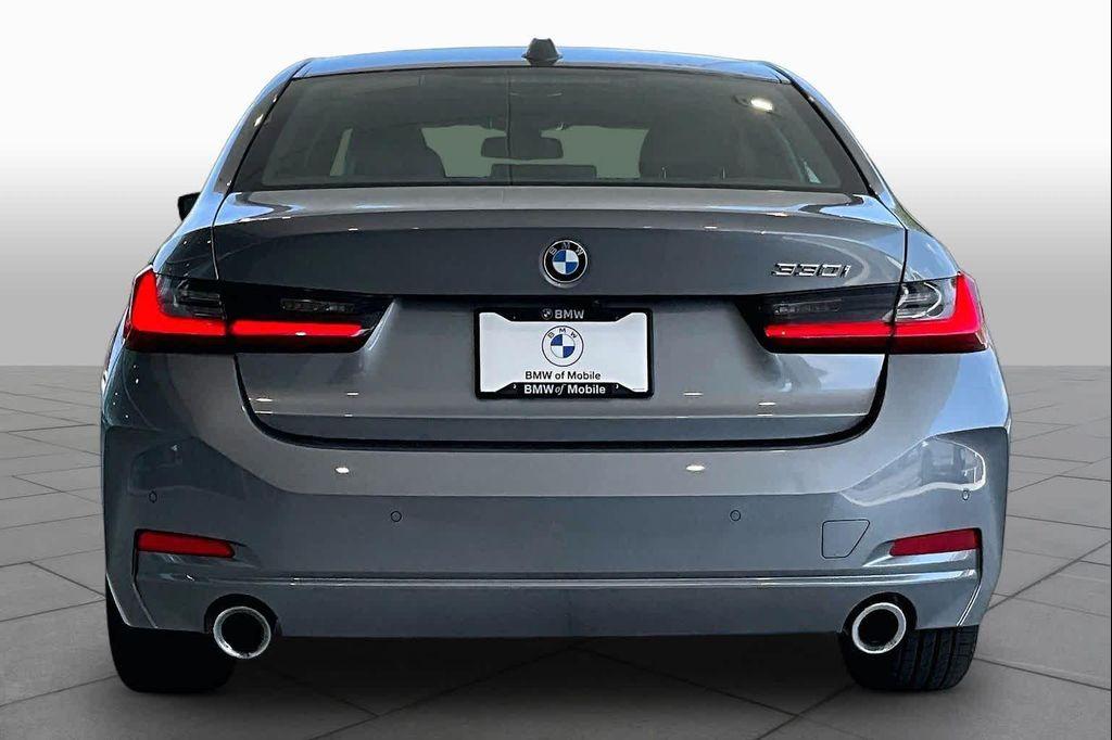 BMW 330 2024