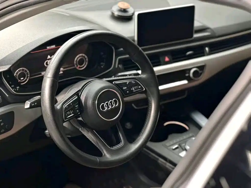 Audi A4 2020