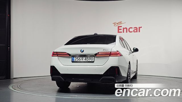 BMW 5 серии 2025