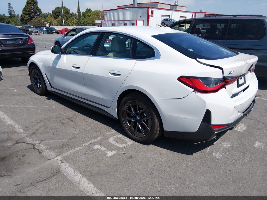 BMW i4 2024