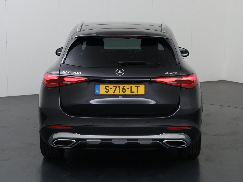 Mercedes-Benz GLC 200 2023