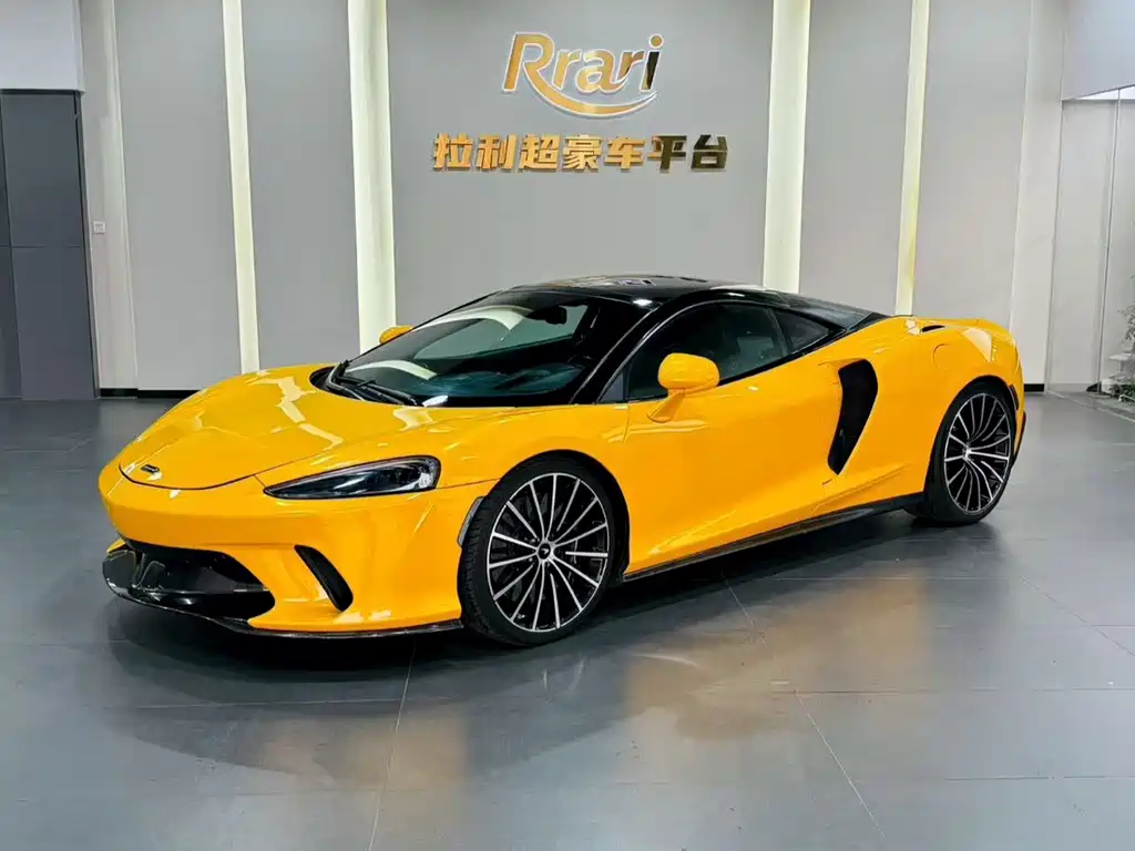 McLaren GT 2021