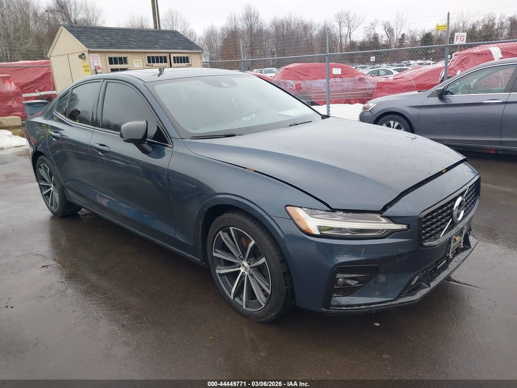 Volvo S60 2022