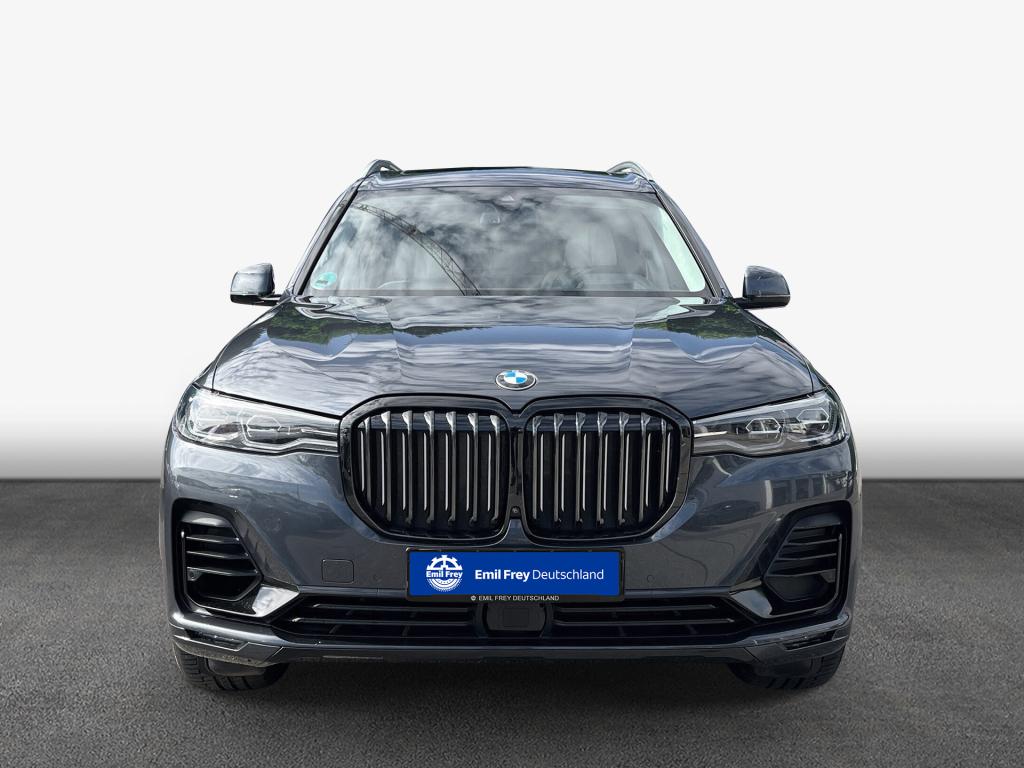 BMW X7 2021
