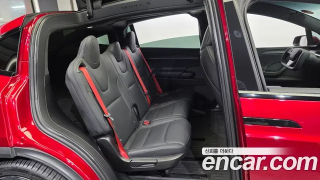 Tesla Model X 2023