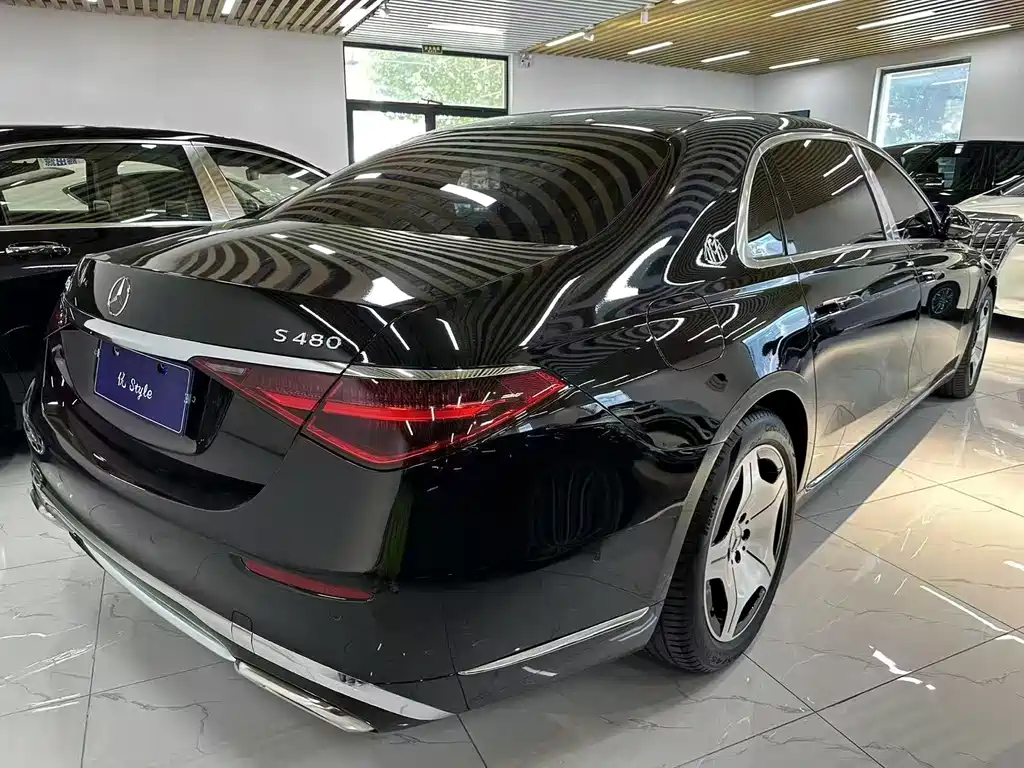 Mercedes-Benz Maybach S-Класс 2023