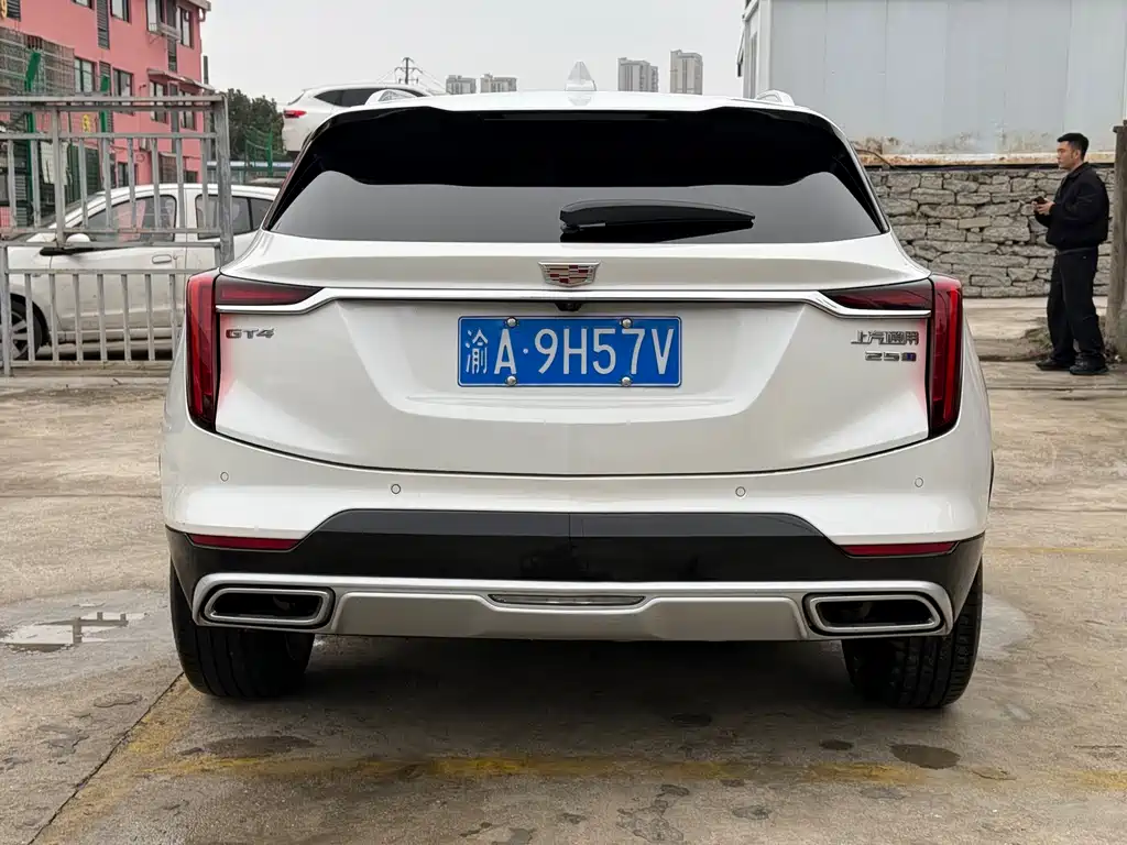 Cadillac GT4 2023