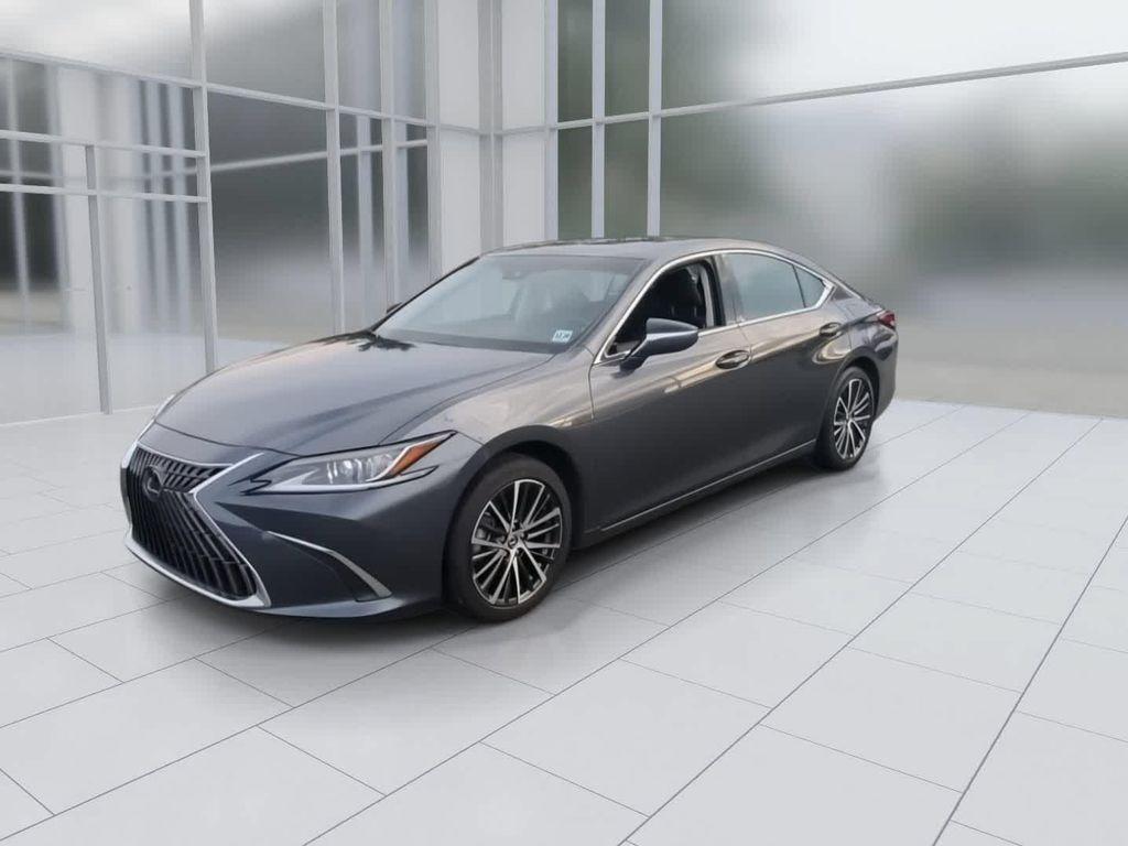 Lexus ES 2024