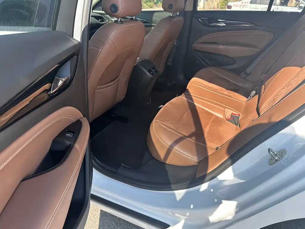 Buick Regal 2020