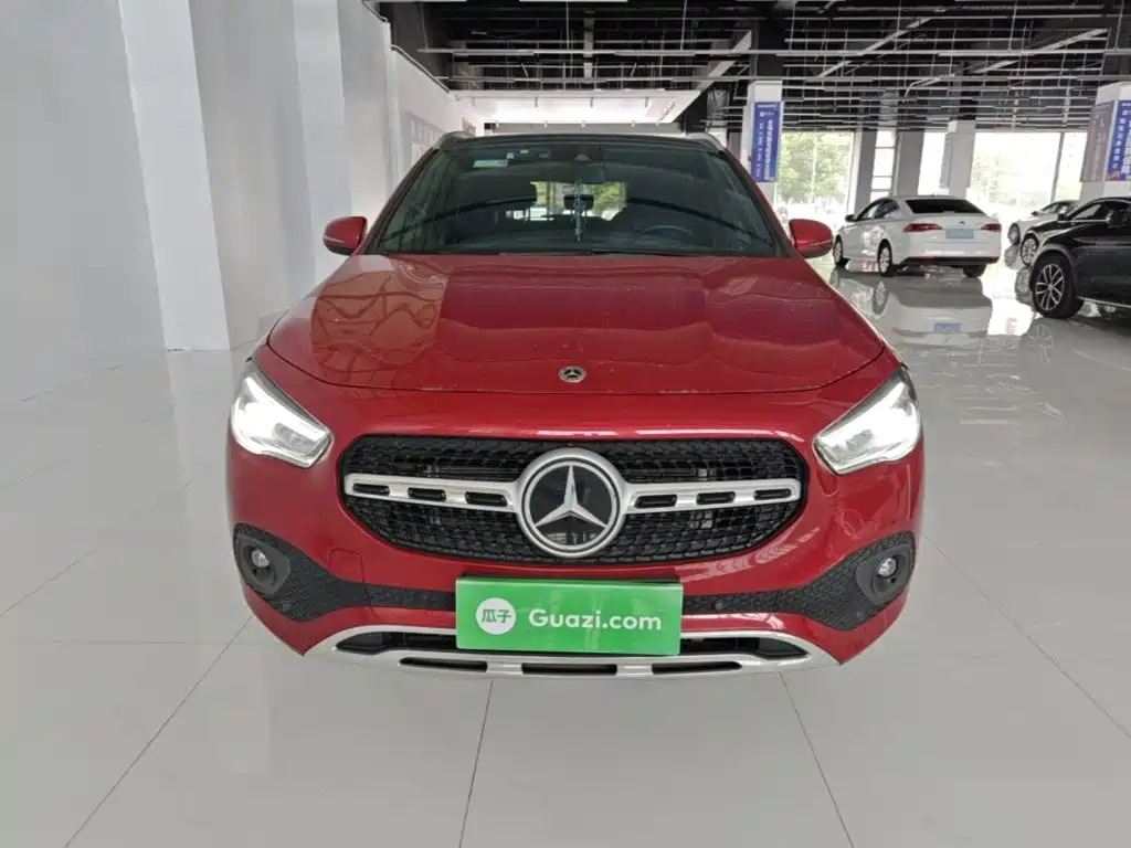 Mercedes-Benz GLA 2023