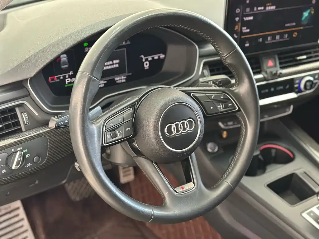 Audi A4 2021