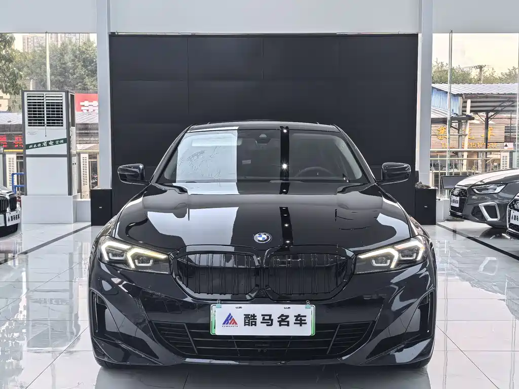 BMW i3 2023
