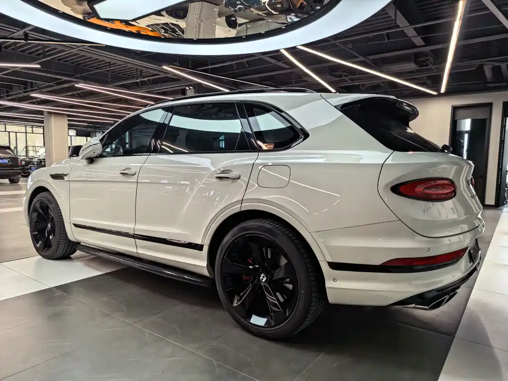 Bentley Bentayga 2021