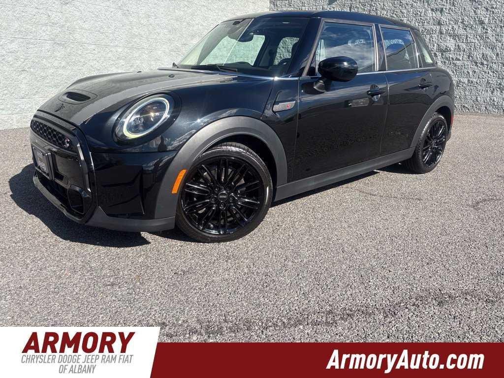 Mini Hardtop 2024