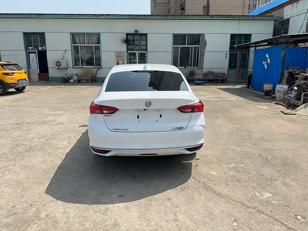 Buick Verano 2022