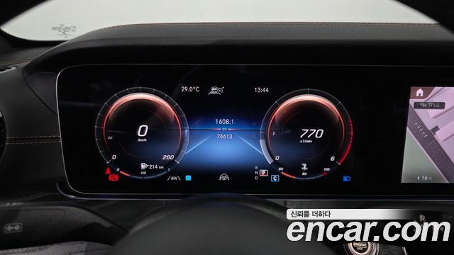 Mercedes-Benz E-Класс 2021