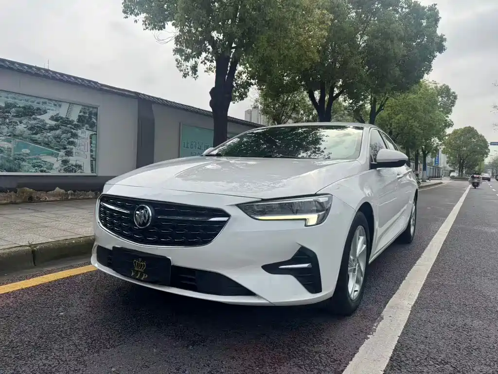 Buick Regal 2021