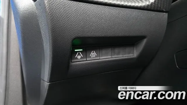 Peugeot 2008 2021