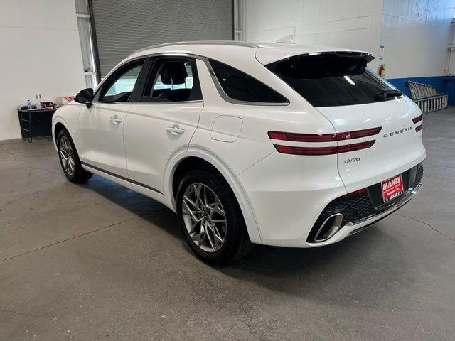 Genesis GV70 2025