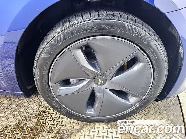 Tesla Model 3 2020