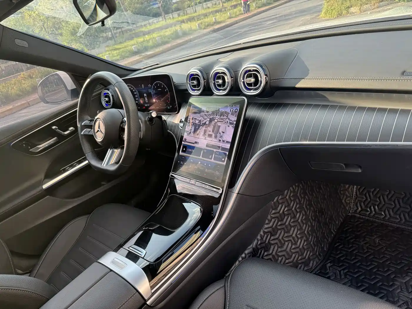 Mercedes-Benz C-Класс 2024