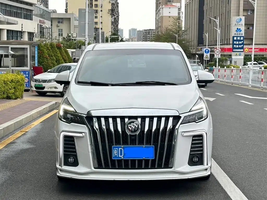 Buick GL8 2021