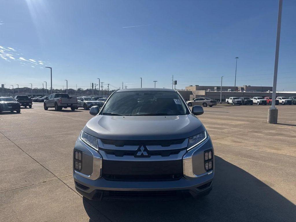 Mitsubishi Outlander Sport 2023