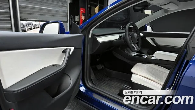 Tesla Model Y 2021