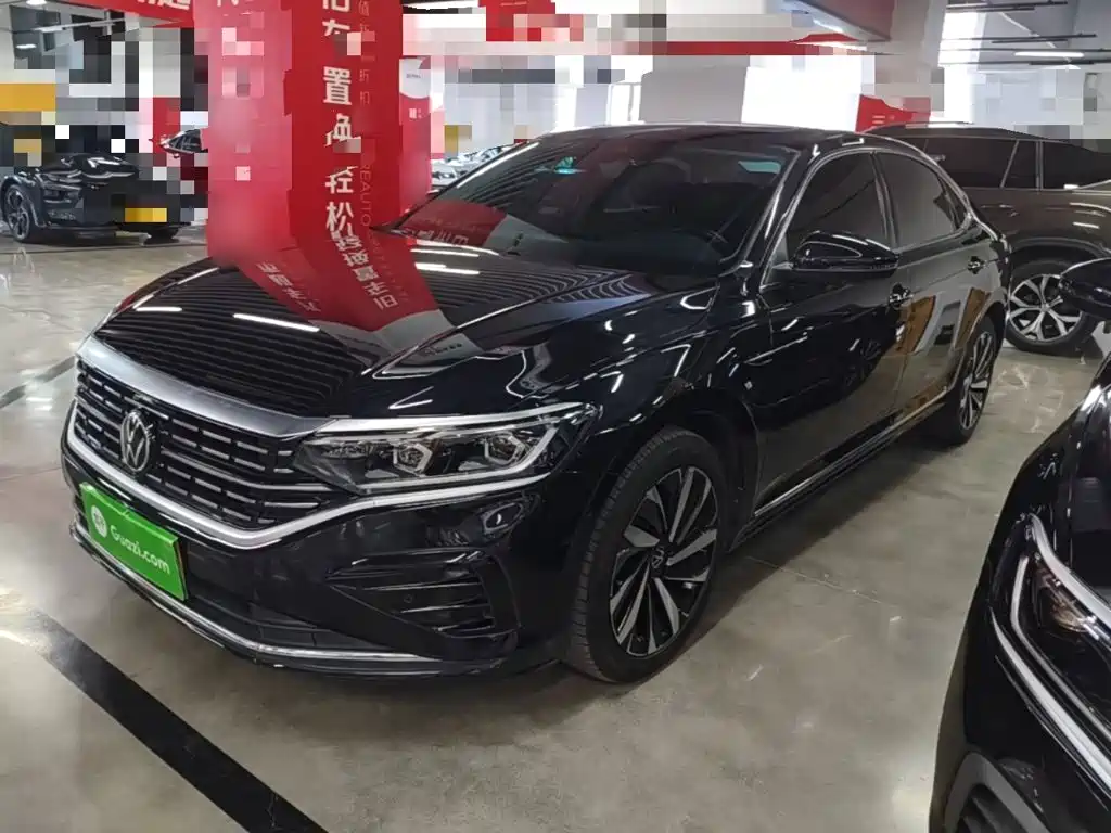 Volkswagen Passat 2023