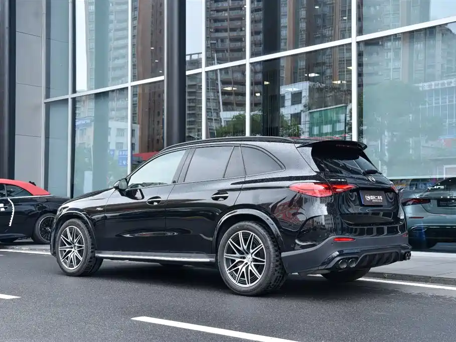 Mercedes-Benz GLC AMG 2025