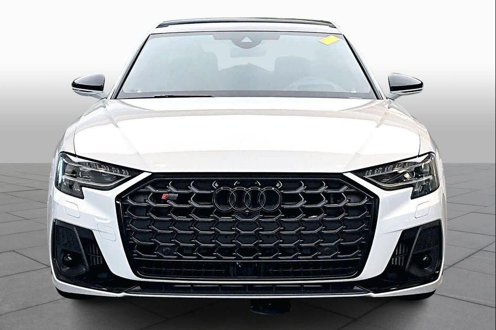 Audi S8 2022