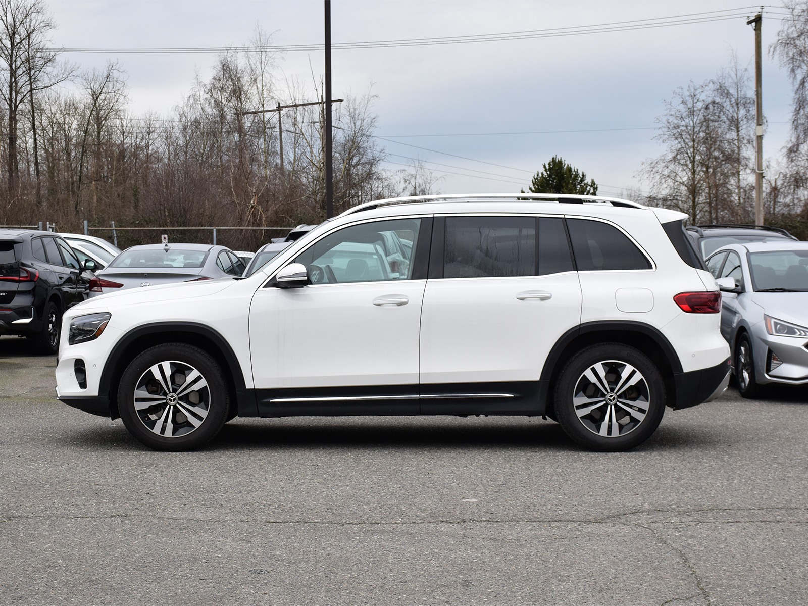 Mercedes-Benz GLB 2024