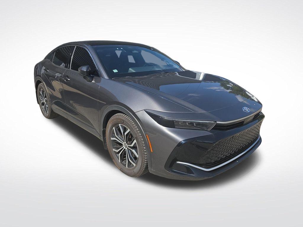 Toyota Crown 2023