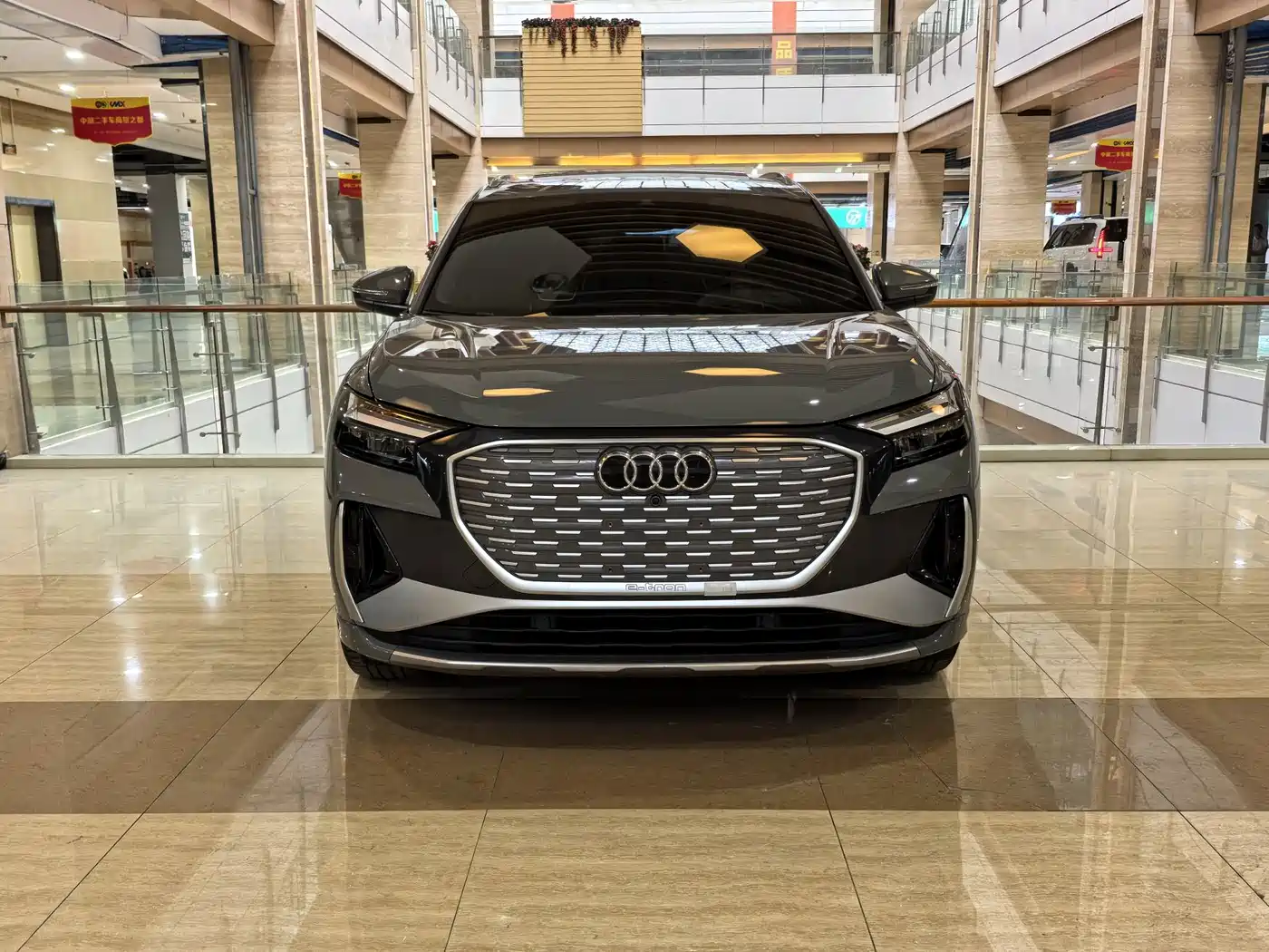 Audi Q4 e-tron 2024