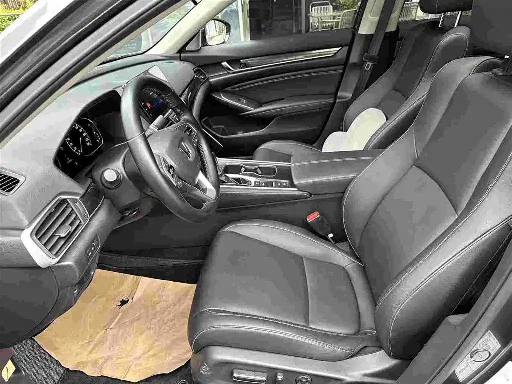 Honda Accord 2023