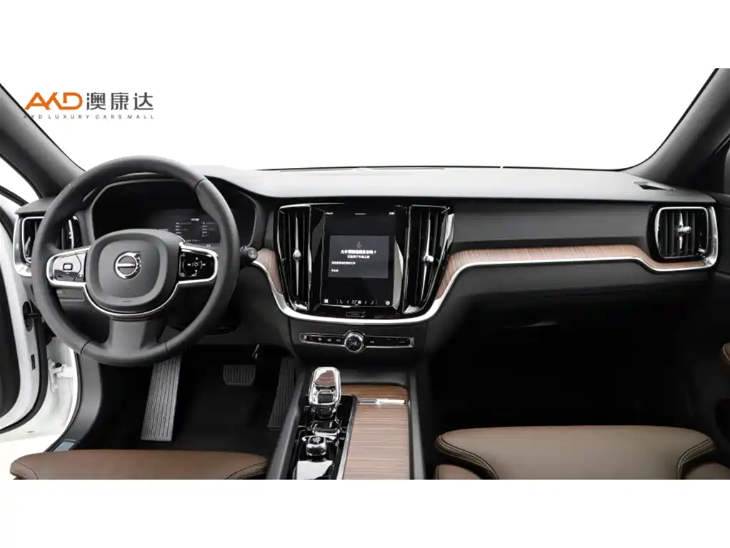 Volvo V60 2024