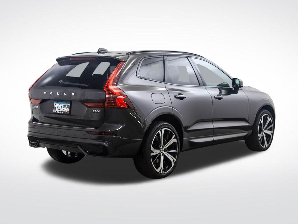 Volvo XC60 2022