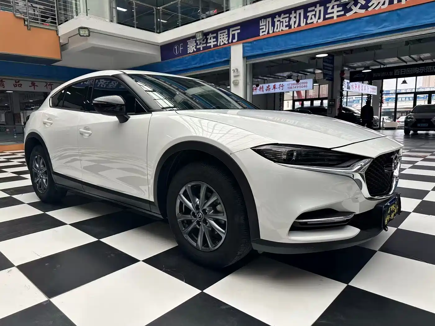 Mazda CX-4 2023