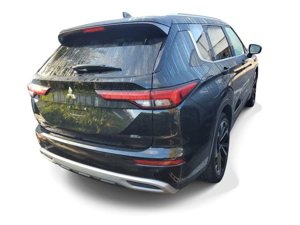 Mitsubishi Outlander 2022